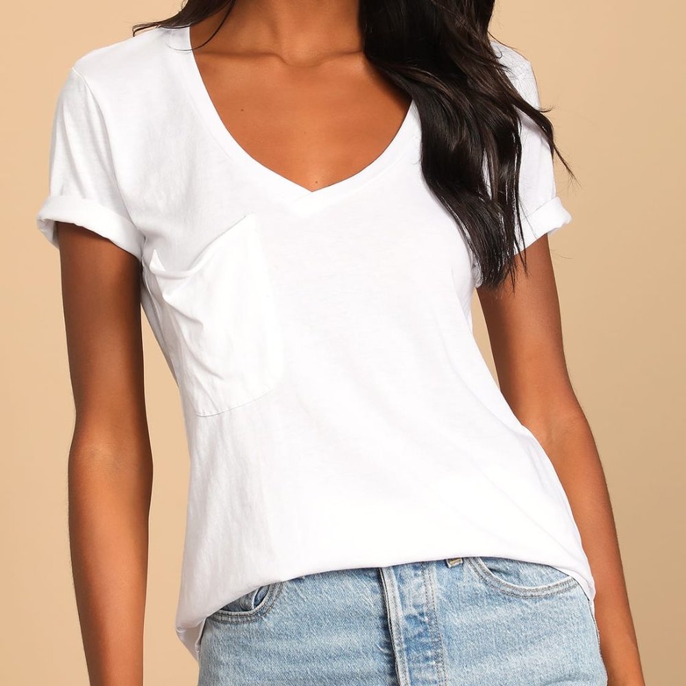 Z Supply Lulu’s Pleasant Surprise White Tee